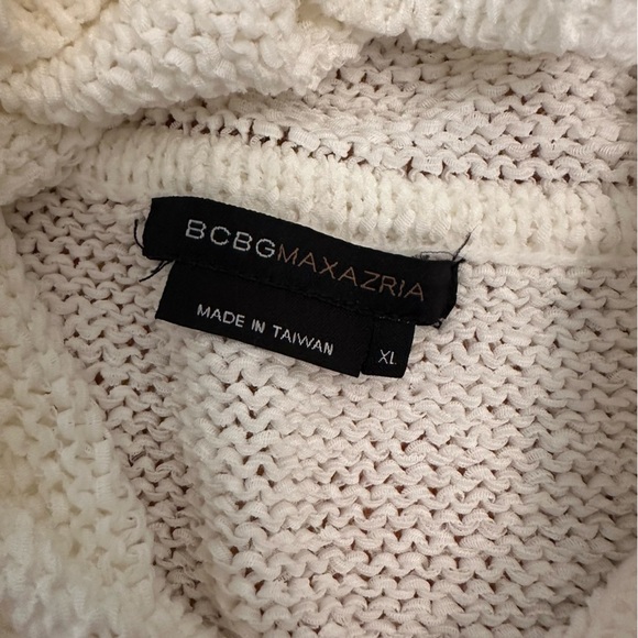 BCBG MaxAzria long Sweater Size XL @ - Picture 10 of 12